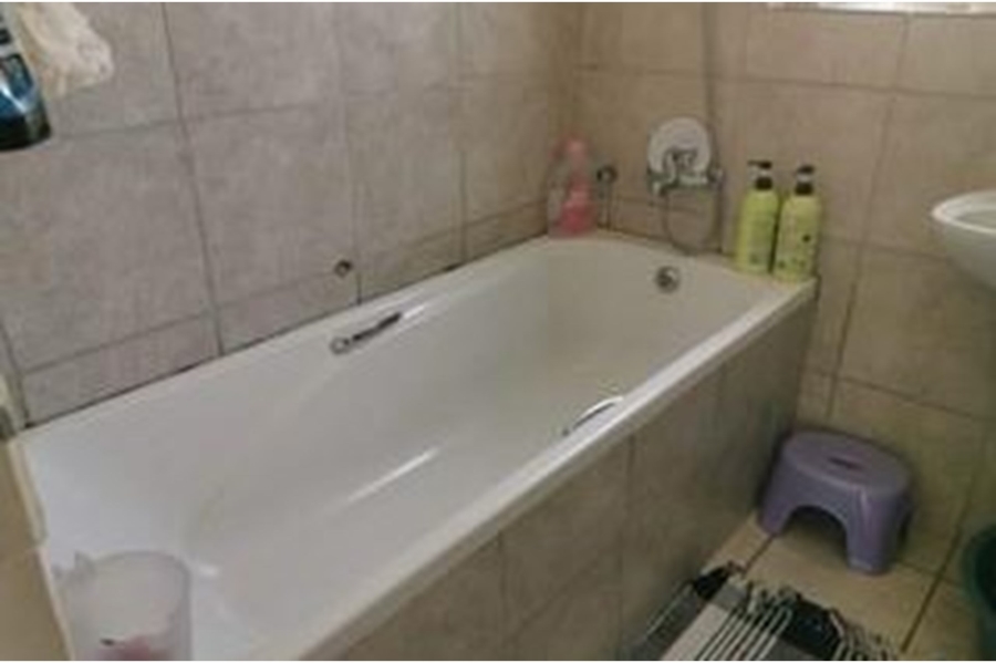 3 Bedroom Property for Sale in Paarl East Western Cape